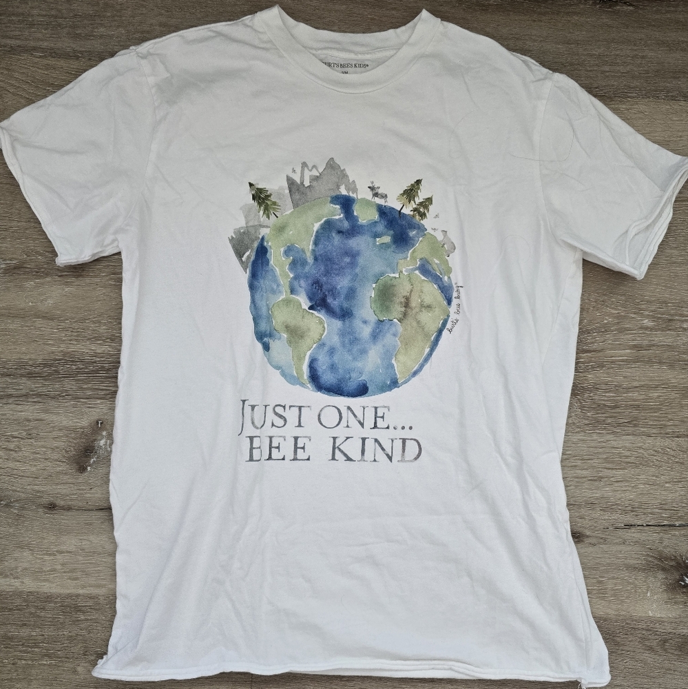 Burts bees tee